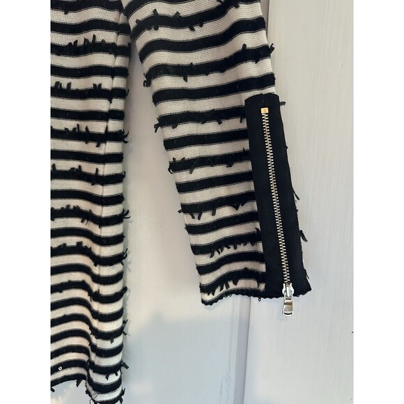 Ann Taylor Womens Knit Sweater Size XS Black White Striped Scoop Neck Sequins - Picture 3 of 9